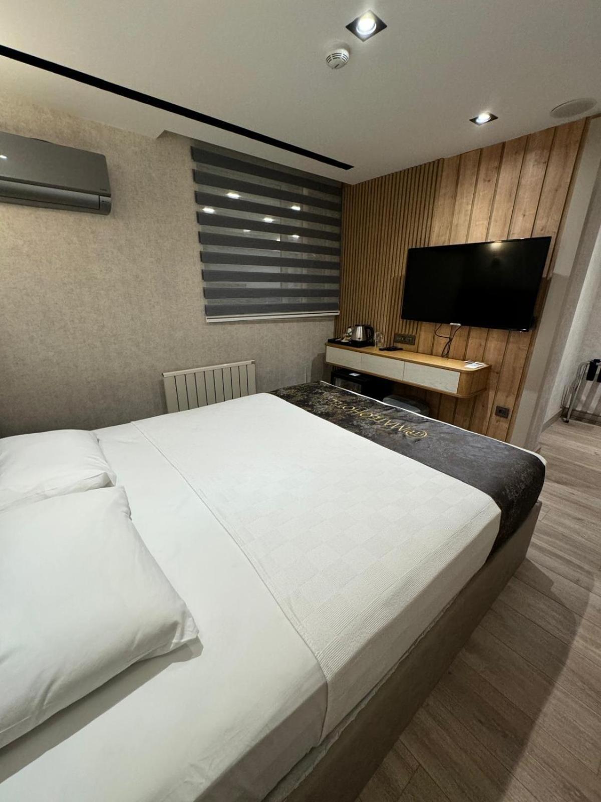 Mateo Hotel Istanbul Ngoại thất bức ảnh